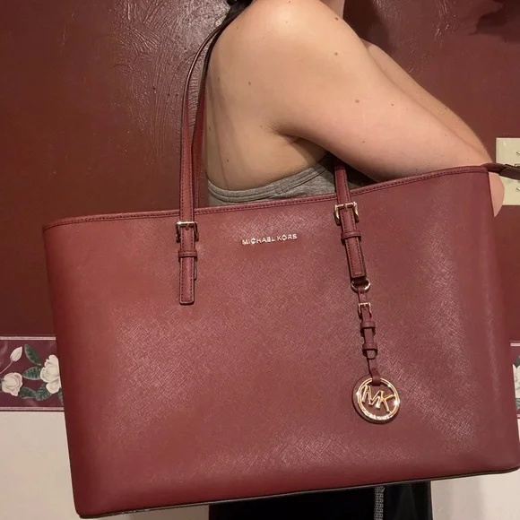 Michael Kors Red Tote Bag - Picture 2 of 6